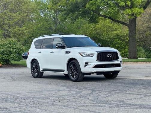 2024 INFINITI QX80 SENSORY AWD