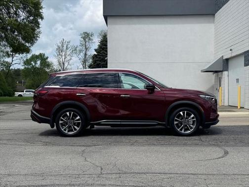 2024 INFINITI QX60 Luxe