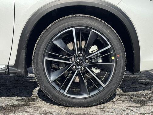 2025 INFINITI QX55 LUXE