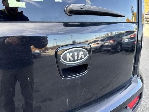 2011 Kia Soul +