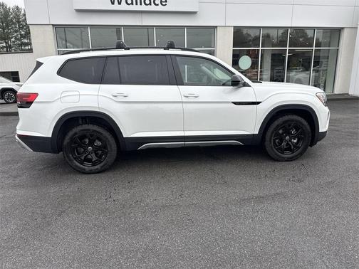 2026 Volkswagen Atlas PEAK EDITION