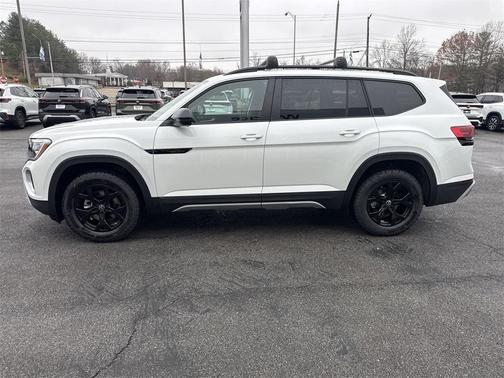 2026 Volkswagen Atlas PEAK EDITION