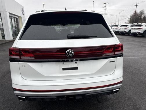 2026 Volkswagen Atlas PEAK EDITION