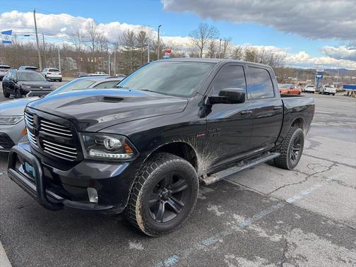 2016 RAM 1500 Sport