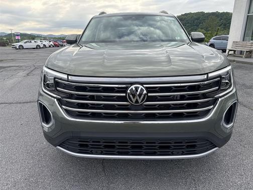 2025 Volkswagen Atlas 2.0T SE