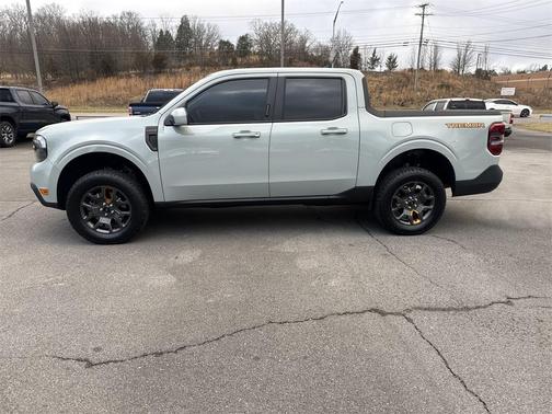 2023 Ford Maverick Lariat