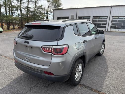 2018 Jeep Compass Sport