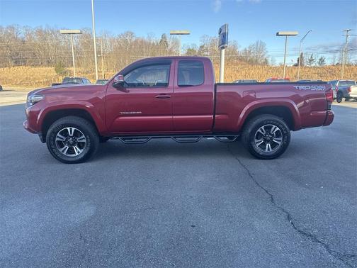 2016 Toyota Tacoma TRD Sport