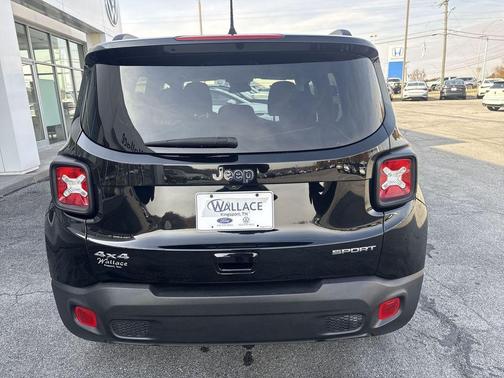 Black Clearcoat 2021 Jeep Renegade Sport