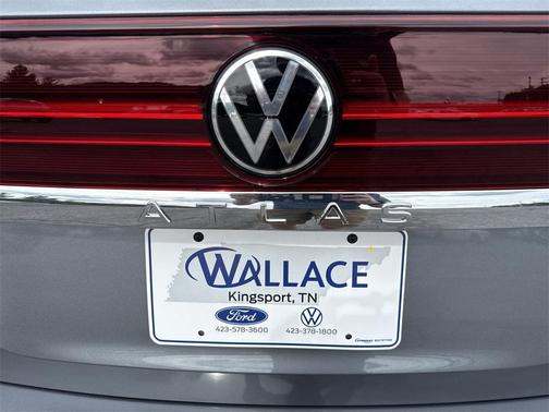 2025 Volkswagen Atlas 2.0T SE