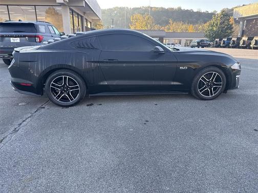 2021 Ford Mustang GT