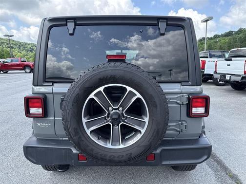 2023 Jeep Wrangler Sahara