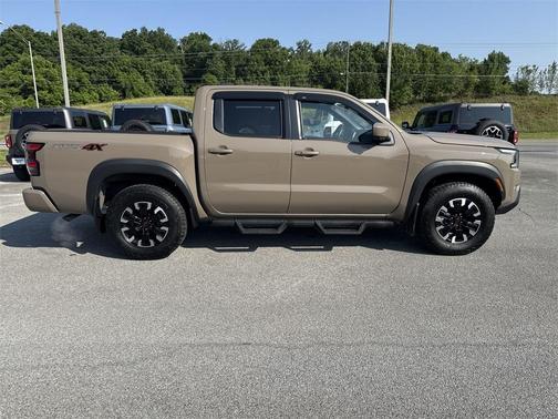 2022 Nissan Frontier PRO-4X