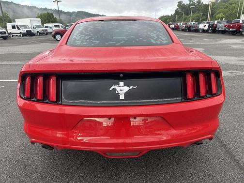 2015 Ford Mustang V6