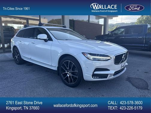 2018 Volvo V90 Cross Country T6