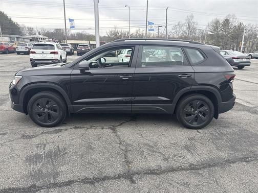 2025 Volkswagen Taos 1.5T S