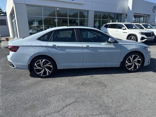2025 Volkswagen Jetta 1.5T SEL