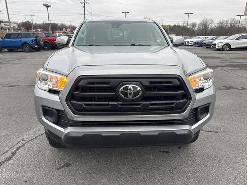 2019 Toyota Tacoma SR