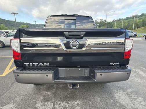 2019 Nissan Titan Platinum Reserve