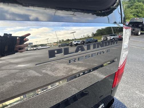 2019 Nissan Titan Platinum Reserve