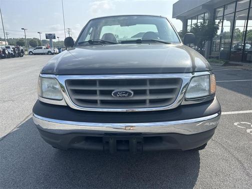 2003 Ford F-150 XLT