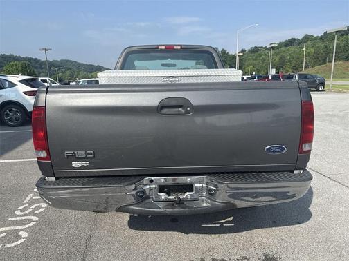 2003 Ford F-150 XLT