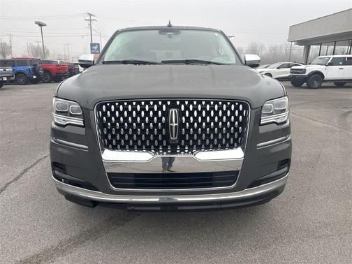 2024 Lincoln Navigator L Black Label