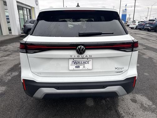 2026 Volkswagen Tiguan 2.0T SE