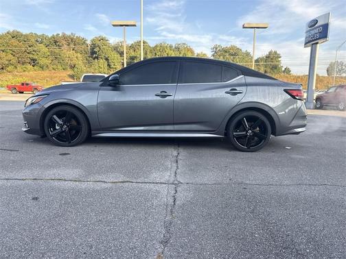 2022 Nissan Sentra SR
