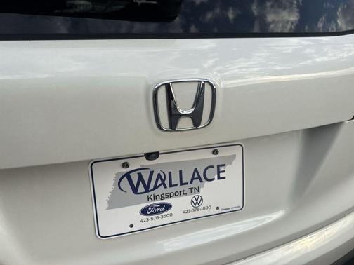 Diamond White Pearl 2019 Honda Pilot EX