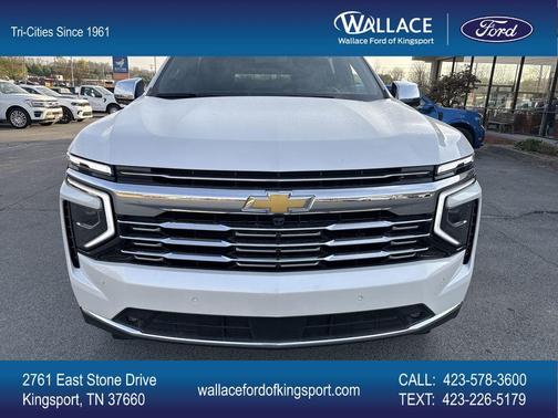 Iridescent Pearl Tricoat 2025 Chevrolet Suburban Premier