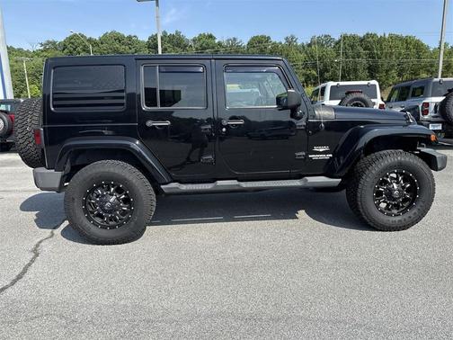 2013 Jeep Wrangler Unlimited Sahara