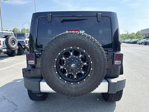 2013 Jeep Wrangler Unlimited Sahara