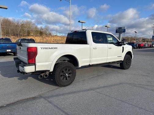 2022 Ford F-350 Lariat Super Duty