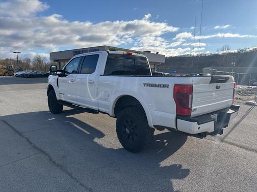 2022 Ford F-350 Lariat Super Duty