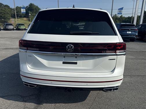 2025 Volkswagen Atlas 2.0T SEL Premium R-Line