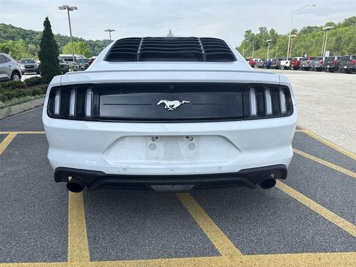 2021 Ford Mustang EcoBoost Premium