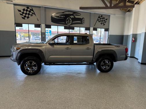 2017 Toyota Tacoma TRD Sport