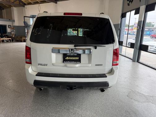 White 2010 Honda Pilot EX-L