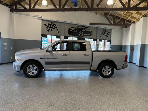 2012 RAM 1500 SLT