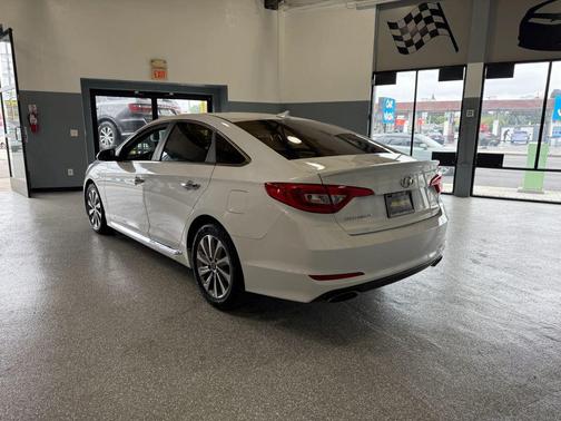 2016 Hyundai SONATA Sport