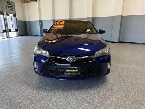 2016 Toyota Camry SE