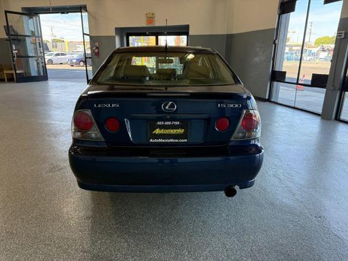 Bluestone Metallic 2005 Lexus IS 300 SportCross