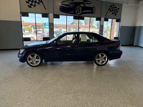 Bluestone Metallic 2005 Lexus IS 300 SportCross