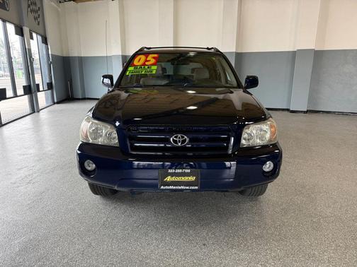 2005 Toyota Highlander Base