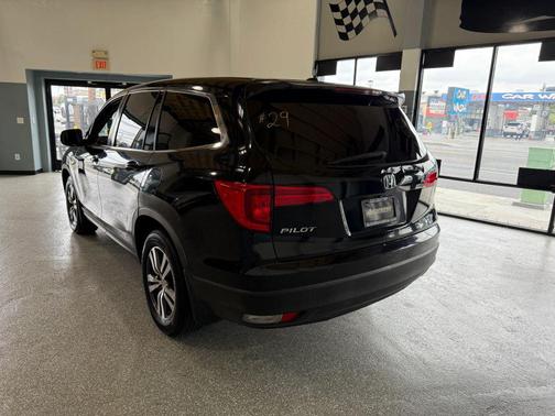 Crystal Black Pearl 2016 Honda Pilot EX-L