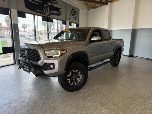 Silver Sky Metallic 2018 Toyota Tacoma TRD Off Road