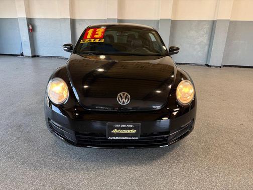 Black Uni 2013 Volkswagen Beetle 2.5L