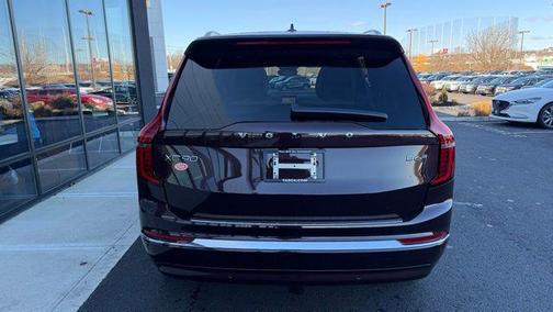 2026 Volvo XC90 B6 Plus 6-Seater