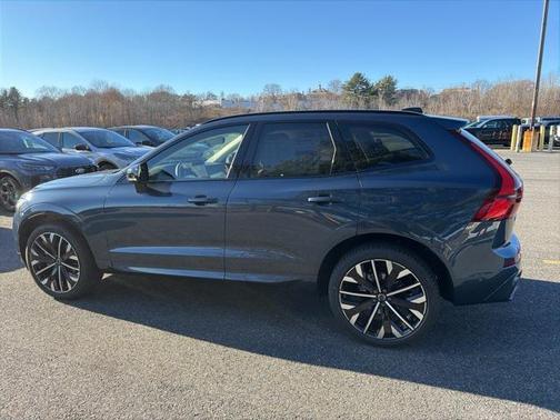 2026 Volvo XC60 B5 Ultra